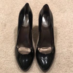 Super comfy Calvin Klein heels!